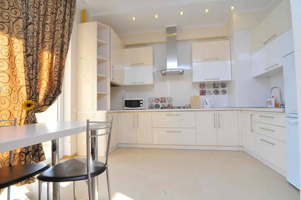 Homeservice Apartments On Stefan Cel Mare Boulevard 基希讷乌 客房 照片