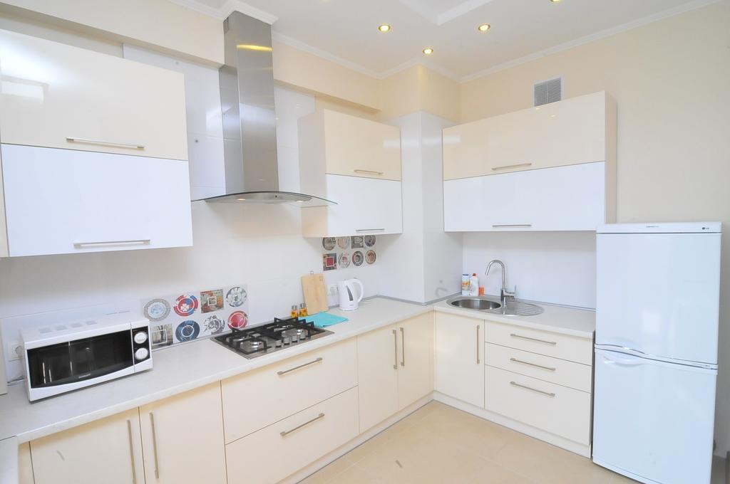 Homeservice Apartments On Stefan Cel Mare Boulevard 基希讷乌 客房 照片
